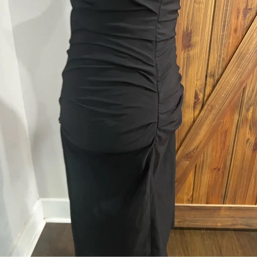 Le Chateau Beautiful Black Dress - Picture 8 of 12